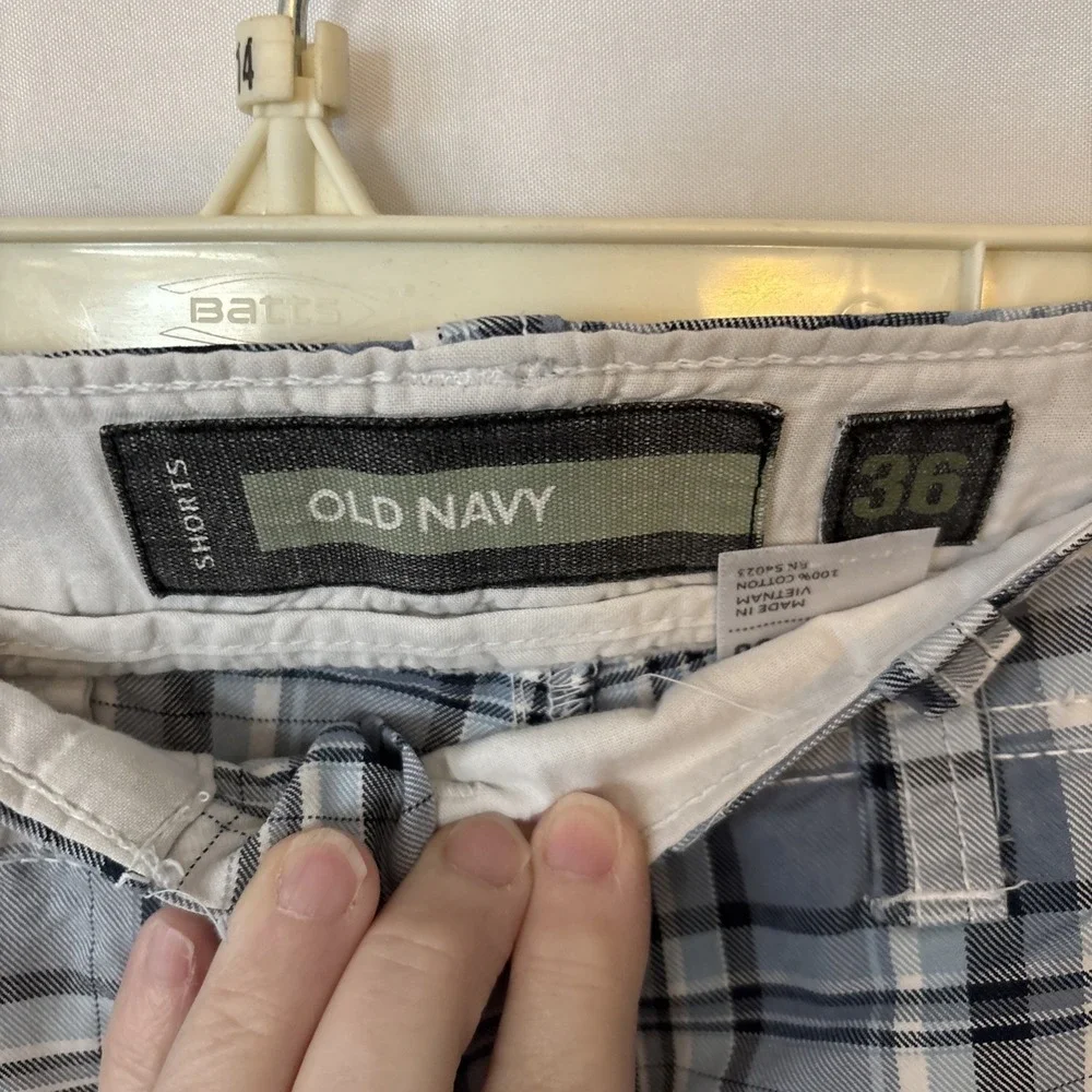 Old Navy cargo shorts men's 36x11 blue plaid HEAVY cotton‎ outdoor WAIST IS 38